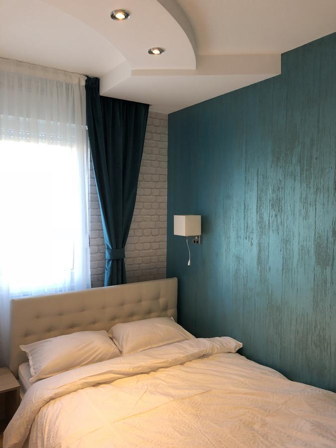 5 Stars Apartment With Free Garage Place โนวีซาด ภายนอก รูปภาพ